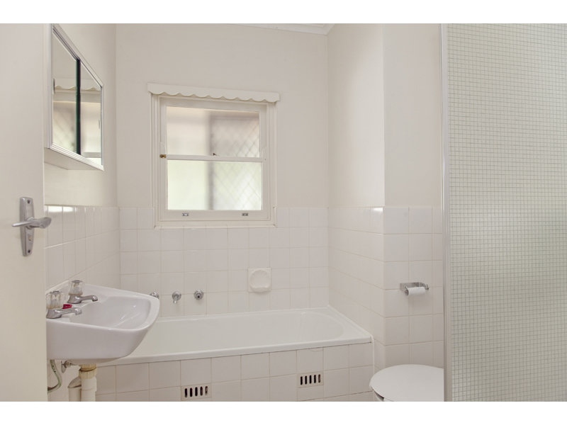 54 Harrow Road, College Park Sold by Booth Real Estate - image 1