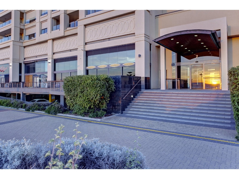 32/7 Holdfast Promenade, Glenelg Sold by Booth Real Estate - image 1