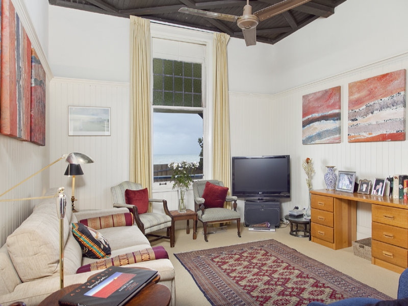 161 The Esplanade, Brighton Sold by Booth Real Estate - image 1