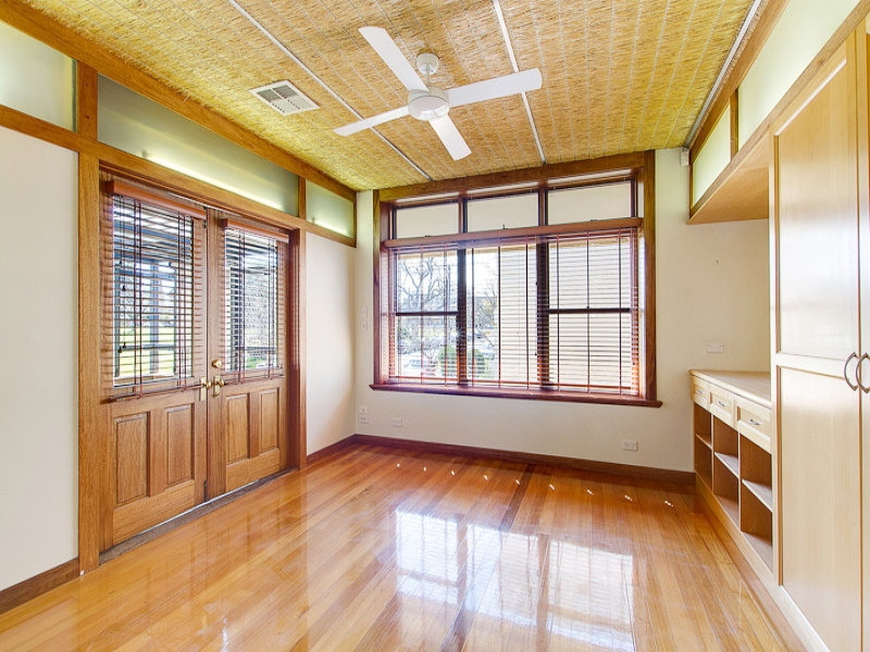 87-90 Palmer Place, North Adelaide Sold by Booth Real Estate - image 1