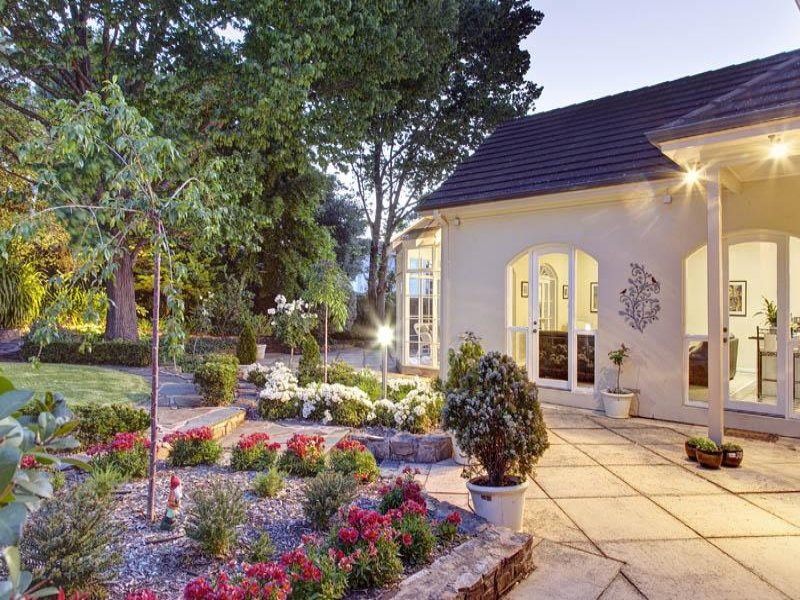 6 The Glade, Springfield Sold by Booth Real Estate - image 1