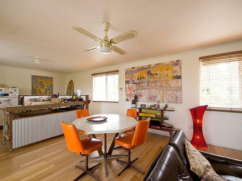 18 DOLPHIN AVENUE, Carrickalinga Sold by Booth Real Estate - image 1