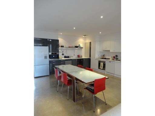 32/237 Wakefield Street, Adelaide Sold by Booth Real Estate