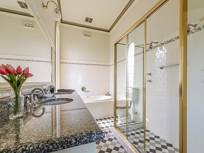4 Mitchell Close, Fitzroy Sold by Booth Real Estate - image 1