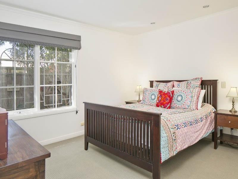 2/1A CARR AVENUE, Frewville Sold by Booth Real Estate - image 1