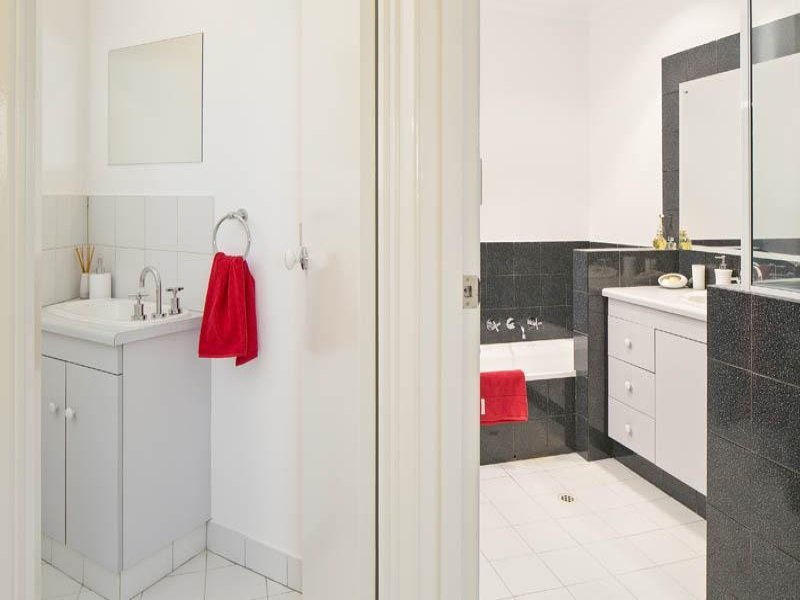 2/1A CARR AVENUE, Frewville Sold by Booth Real Estate - image 1