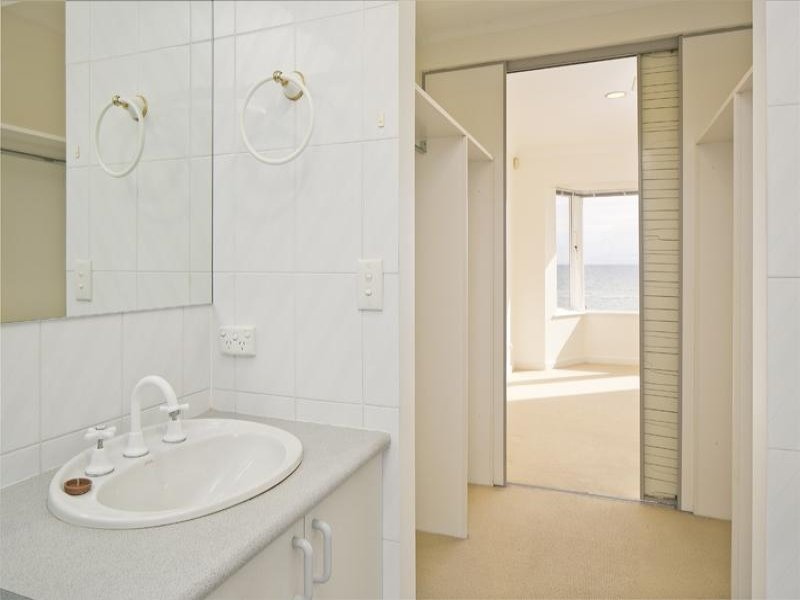 6/491 ESPLANADE, Grange Sold by Booth Real Estate - image 1