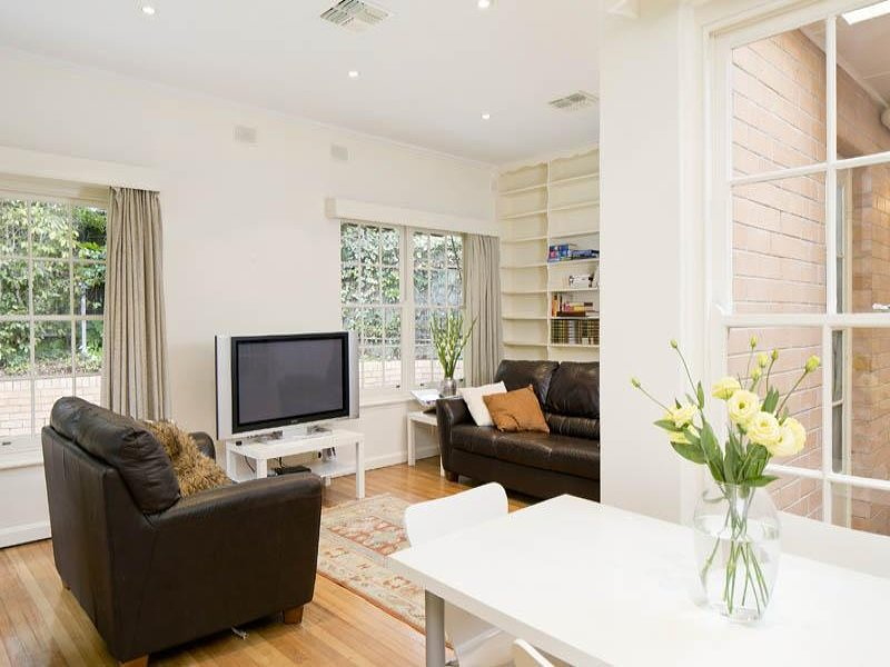 2 MEADOWBANK RISE, Urrbrae Sold by Booth Real Estate - image 1