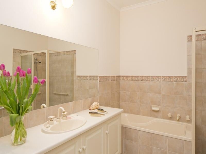 21 ROYAL AVENUE, Burnside Sold by Booth Real Estate - image 1