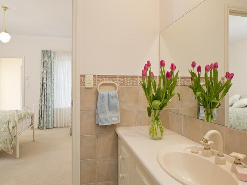 21 ROYAL AVENUE, Burnside Sold by Booth Real Estate - image 1