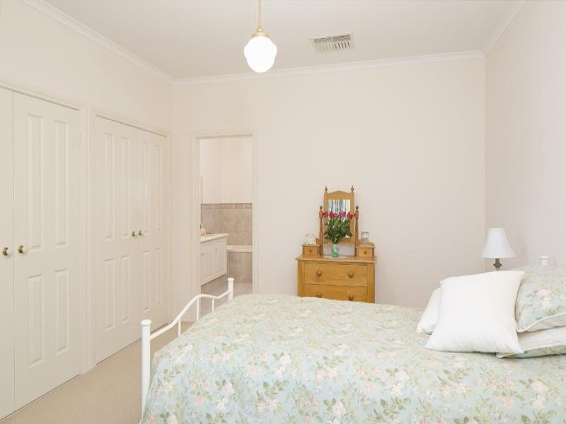 21 ROYAL AVENUE, Burnside Sold by Booth Real Estate - image 1