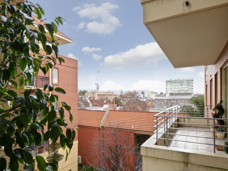 34/7 LIBERMAN CLOSE, Adelaide Sold by Booth Real Estate - image 1