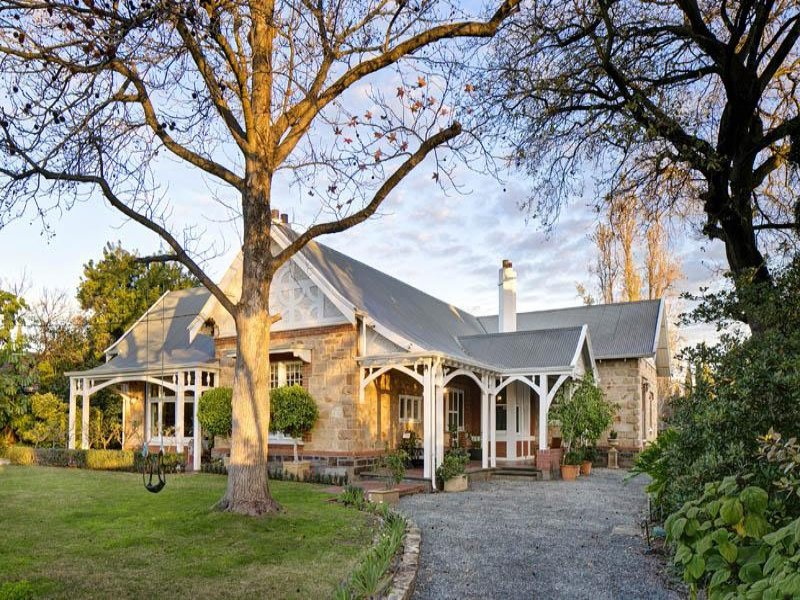 140 WATSON AVENUE, Toorak Gardens Sold by Booth Real Estate - image 1
