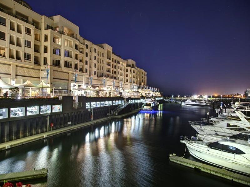 17/7 Holdfast Promenade, Glenelg Sold by Booth Real Estate - image 1
