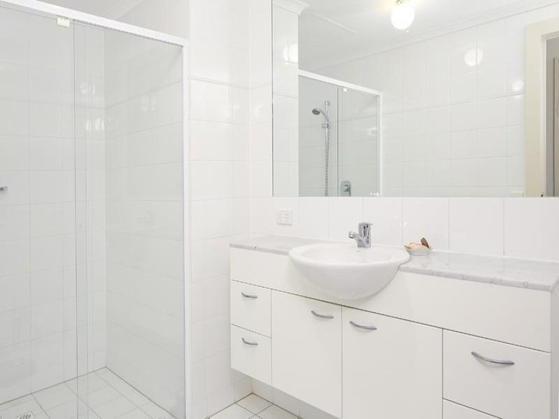 17/7 Holdfast Promenade, Glenelg Sold by Booth Real Estate - image 1