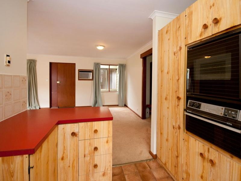 2/32 EVERARD AVENUE, Keswick Sold by Booth Real Estate - image 1