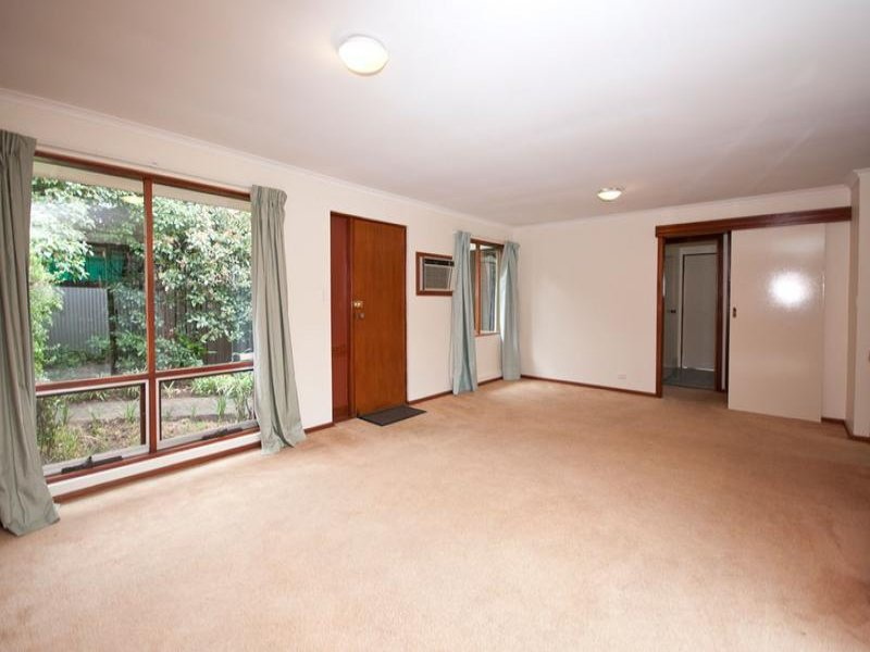 2/32 EVERARD AVENUE, Keswick Sold by Booth Real Estate - image 1