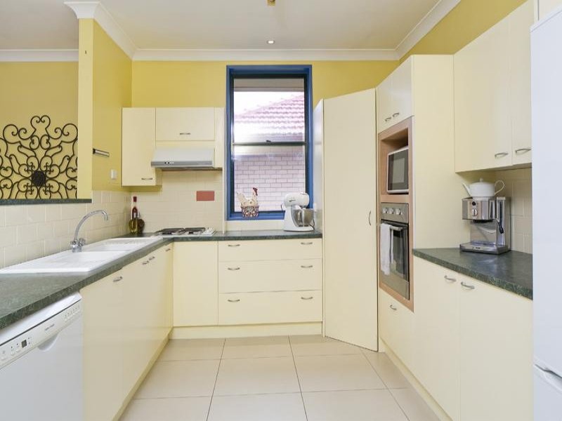 10 BIRKINSHAW AVENUE, Tranmere Sold by Booth Real Estate - image 1