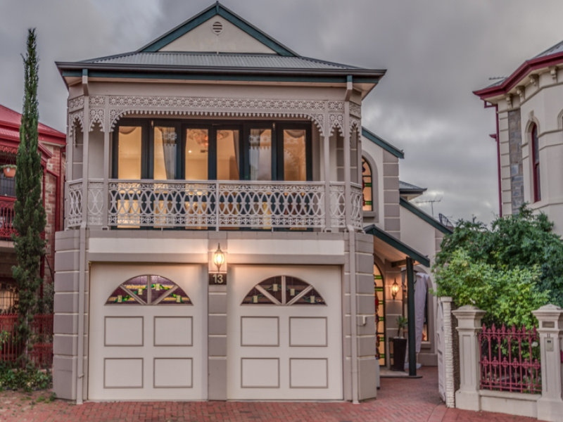 13 QUEENS CLOSE, North Adelaide Sold by Booth Real Estate - image 1