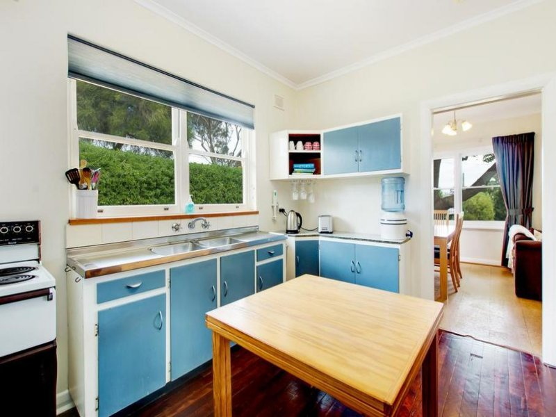 2 MELBA COURT, Hectorville Sold by Booth Real Estate - image 1