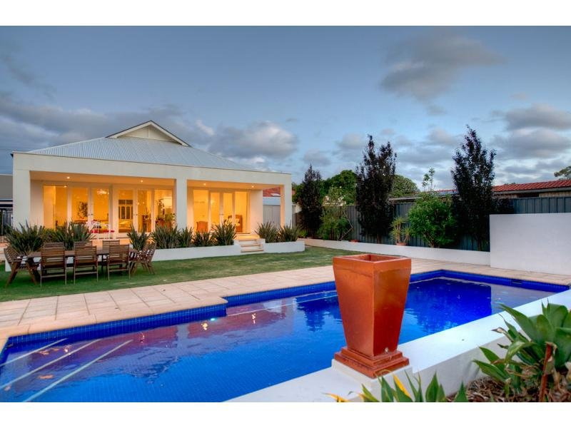 16 EATON STREET, Cumberland Park Sold by Booth Real Estate - image 1