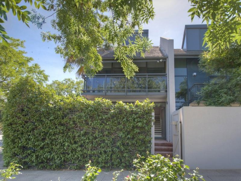 160 MILLS TERRACE, North Adelaide Sold by Booth Real Estate - image 1
