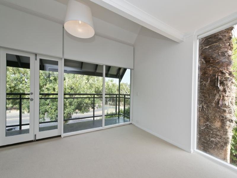 160 MILLS TERRACE, North Adelaide Sold by Booth Real Estate - image 1