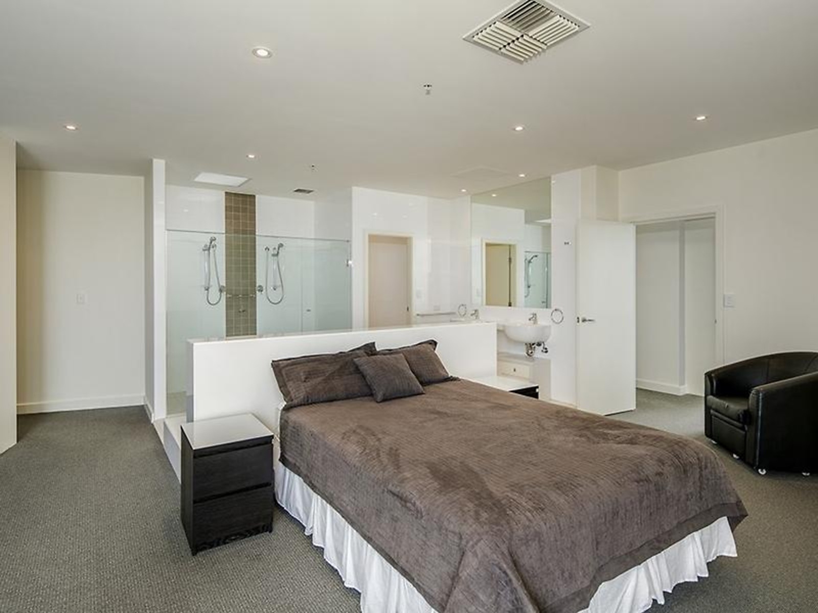 907/19 Holdfast Promenade, Glenelg Sold by Booth Real Estate - image 1