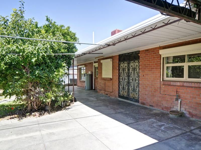 195 Montacute Road, Newton Sold by Booth Real Estate - image 1