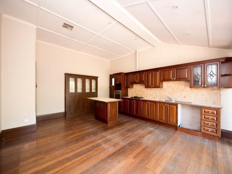61 WELLINGTON SQ, North Adelaide Sold by Booth Real Estate - image 1