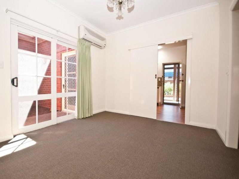 2/4 CHAPEL STREET, Glenelg Sold by Booth Real Estate - image 1