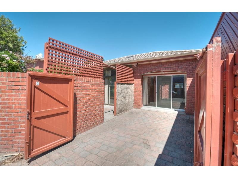 2/4 CHAPEL STREET, Glenelg Sold by Booth Real Estate - image 1