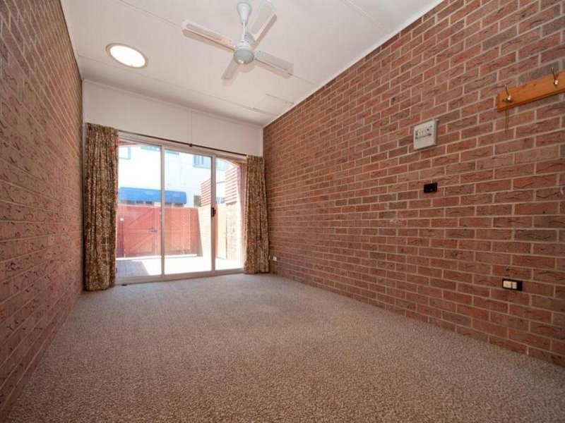 2/4 CHAPEL STREET, Glenelg Sold by Booth Real Estate - image 1