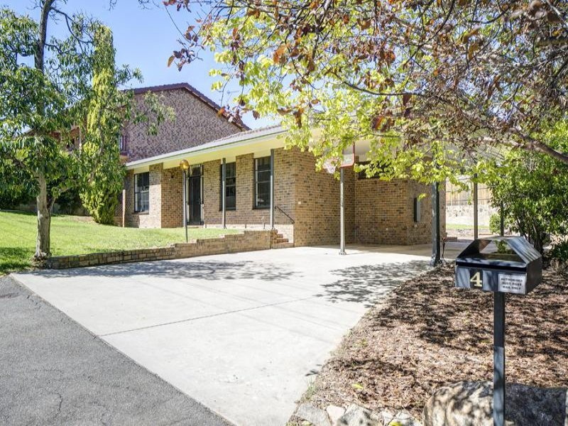 4 GREEN GATE CRESCENT, Beaumont Sold by Booth Real Estate - image 1