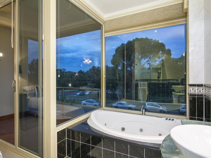 86 EAST TERRACE, Adelaide Sold by Booth Real Estate - image 1