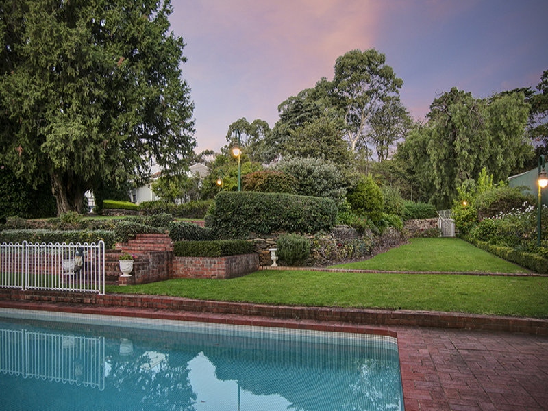 4 BROOKSIDE ROAD, Springfield Sold by Booth Real Estate - image 1