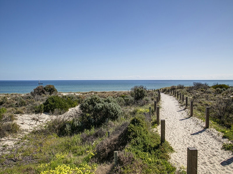 37 SEAVIEW ROAD, Tennyson Sold by Booth Real Estate - image 1