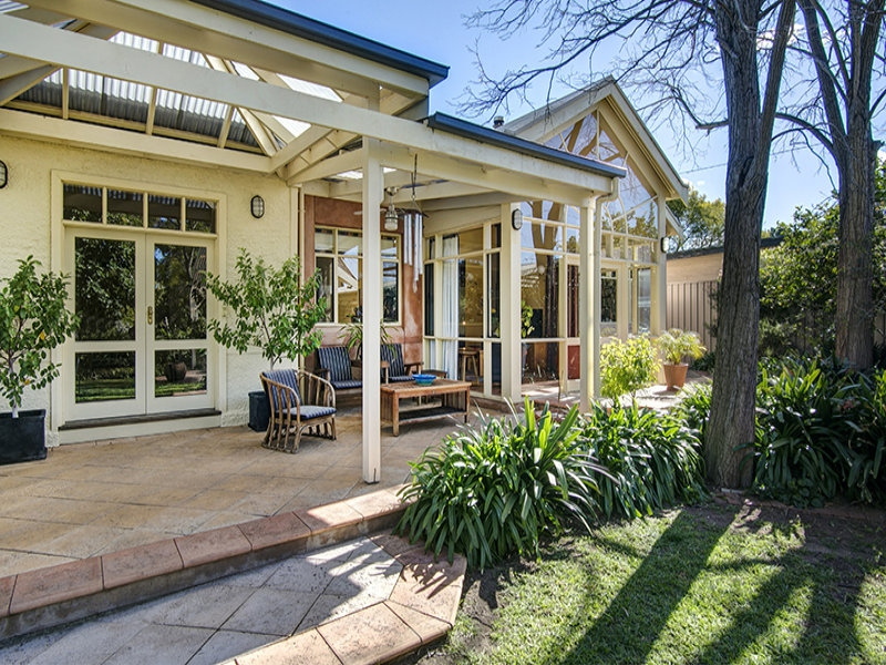 11 HORROCKS STREET, Walkerville Sold by Booth Real Estate - image 1