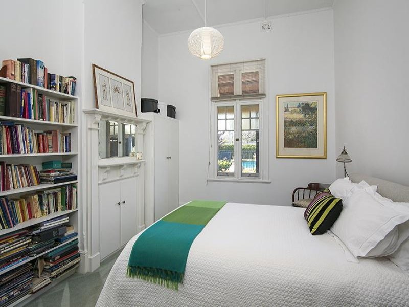 5 PEMBROKE STREET, College Park Sold by Booth Real Estate - image 1