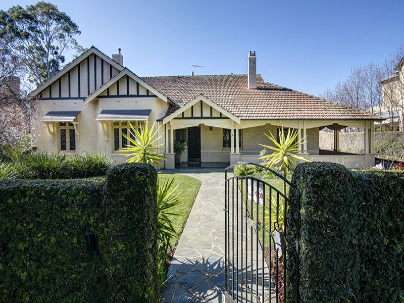 5 PEMBROKE STREET, College Park Sold by Booth Real Estate - image 1