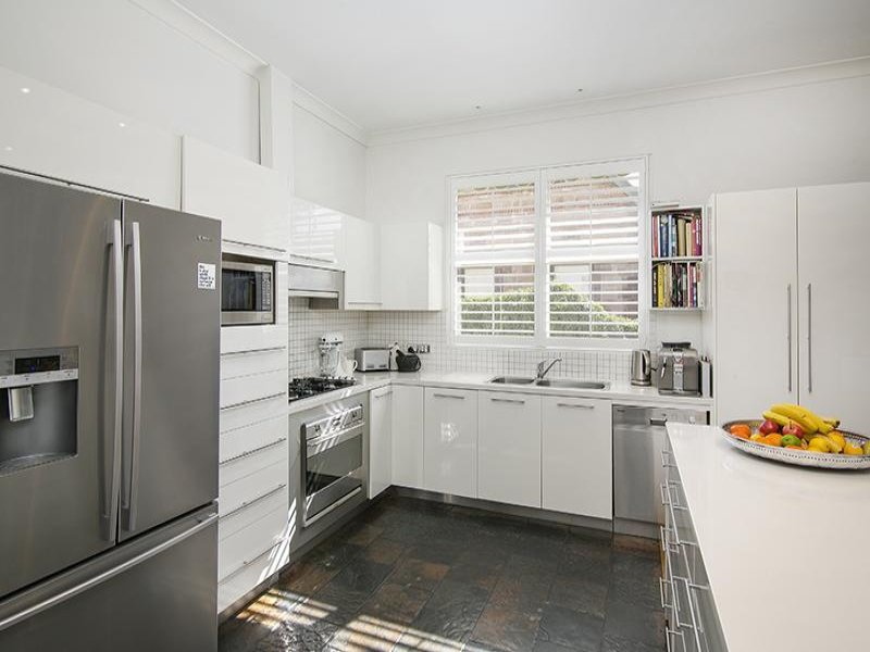 5 PEMBROKE STREET, College Park Sold by Booth Real Estate - image 1