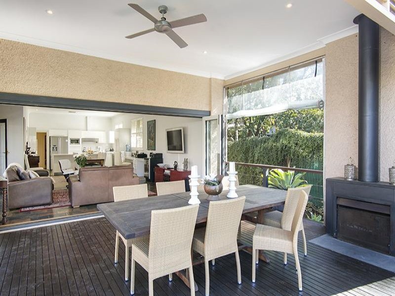 5 PEMBROKE STREET, College Park Sold by Booth Real Estate - image 1