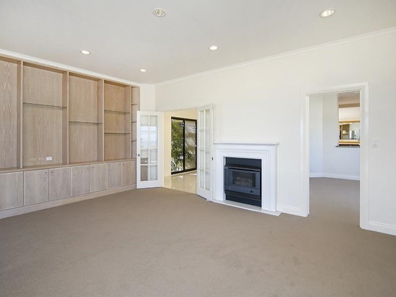 171 ESPLANADE, Brighton Sold by Booth Real Estate - image 1