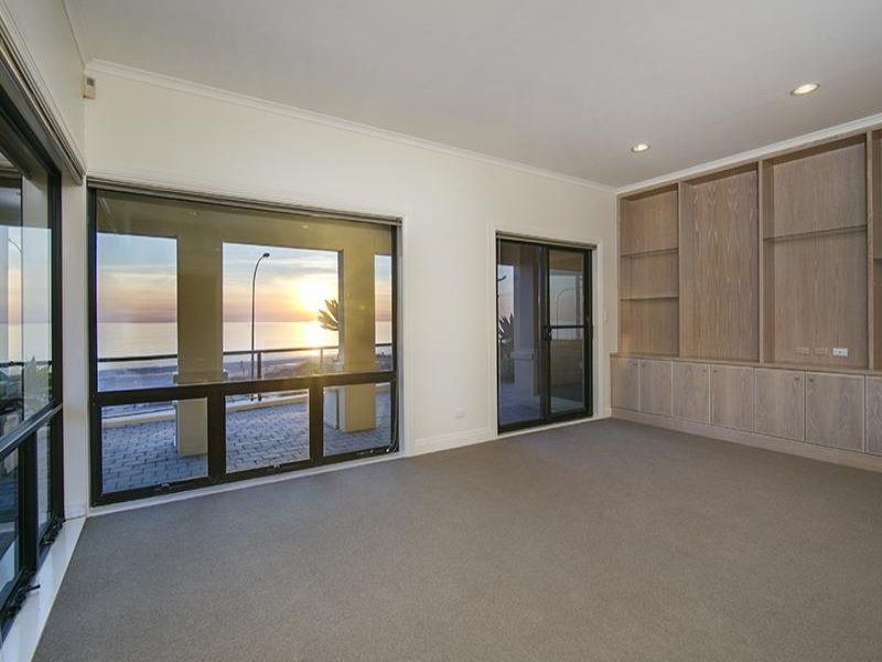 171 ESPLANADE, Brighton Sold by Booth Real Estate - image 1