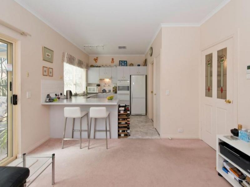 8/48 Glen Stuart Road, Magill Sold by Booth Real Estate - image 1