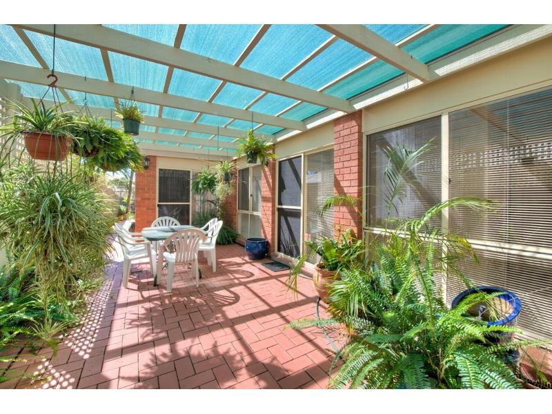 8/48 Glen Stuart Road, Magill Sold by Booth Real Estate - image 1