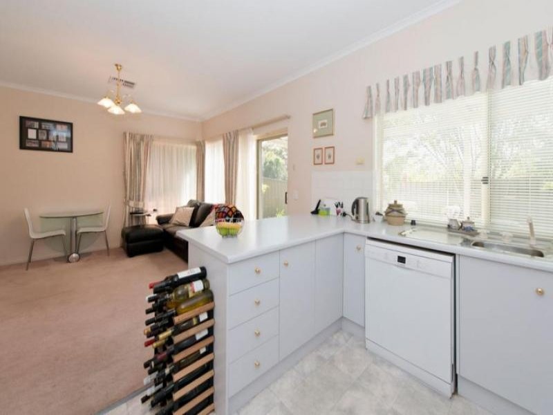 8/48 Glen Stuart Road, Magill Sold by Booth Real Estate - image 1