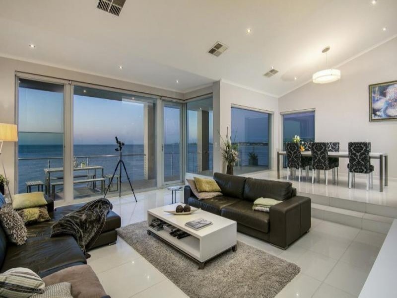 2 ESPLANADE, Marino Sold by Booth Real Estate - image 1
