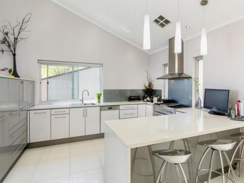 2 ESPLANADE, Marino Sold by Booth Real Estate - image 1