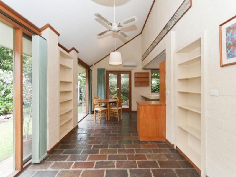 RES/1 WELLINGTON TERRACE, Fullarton Sold by Booth Real Estate - image 1